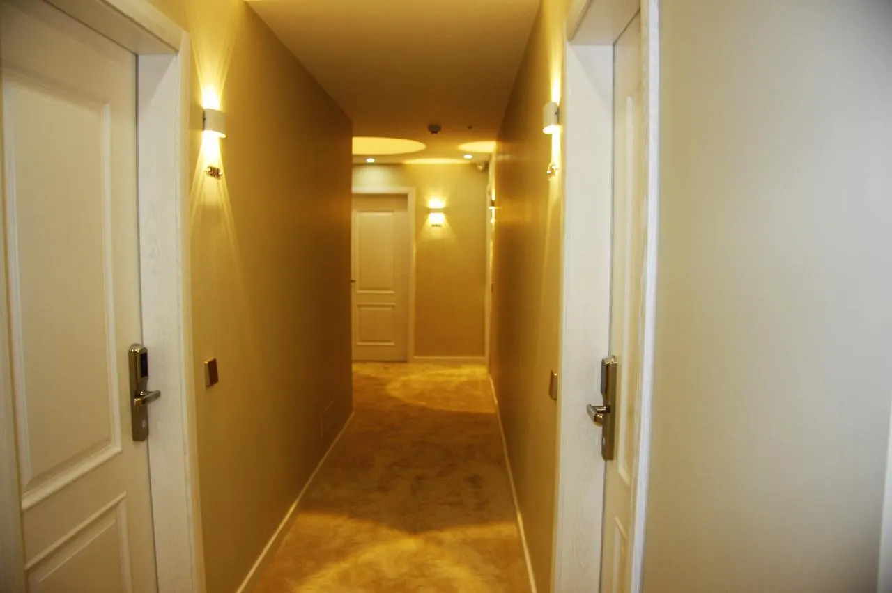 ****  Hotel Brais Durrës Albanië