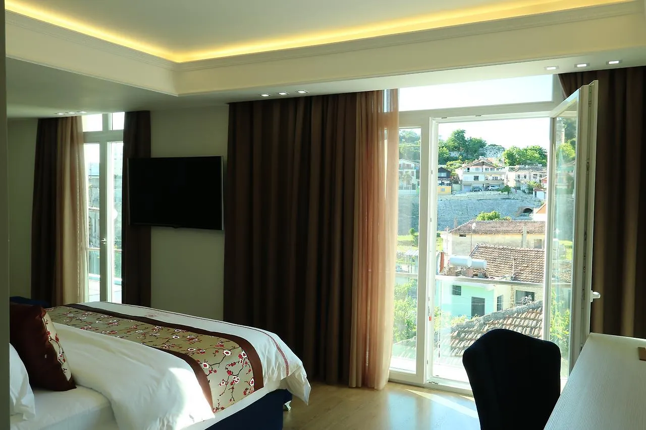 Hotel Brais Durrës